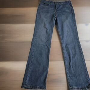 Levi Strauss Signature Women's Size 16-W33 Shaping High-Rise Straight Blue Jeans